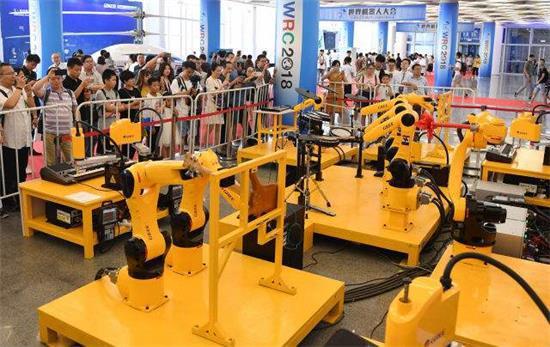 怎么看待工業(yè)機(jī)器人造就的自動化轉(zhuǎn)型